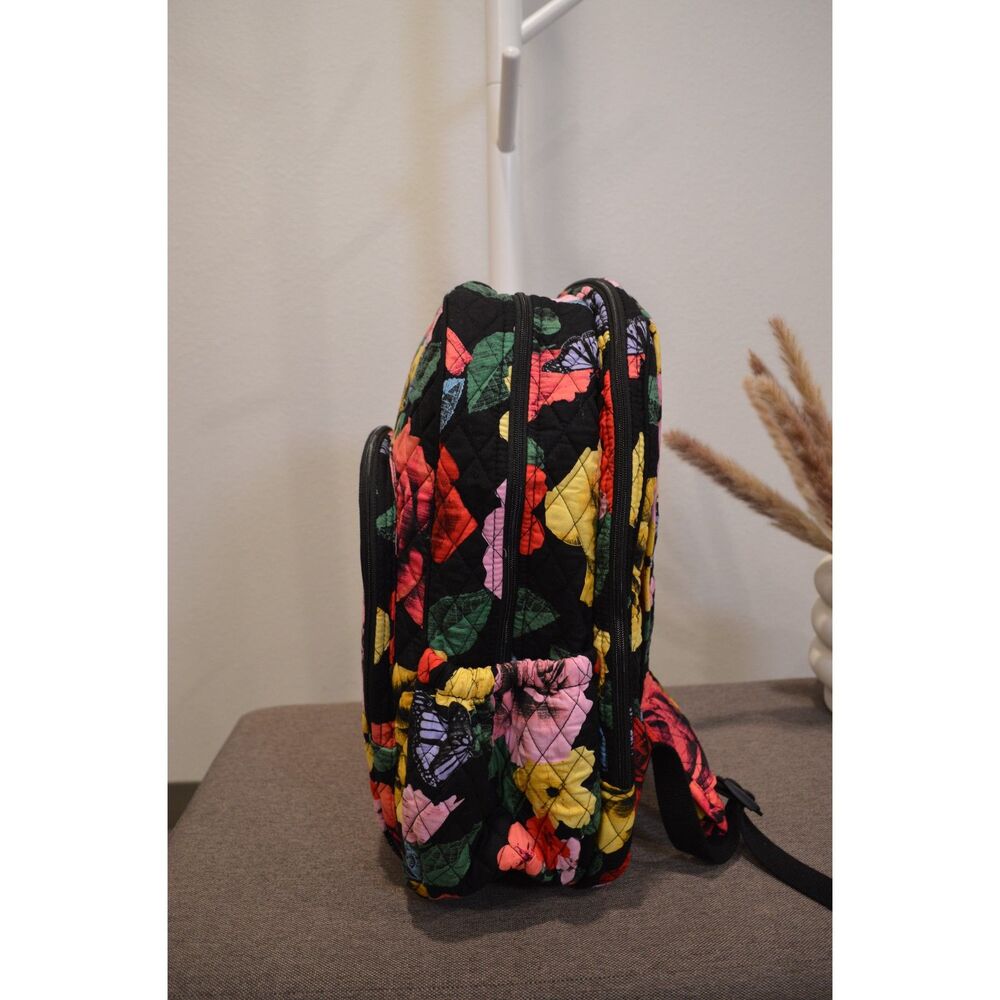 Vera Bradley NWT Women’s Floral Quilted Cotton Backpack Black Multi - Picture 2 of 9